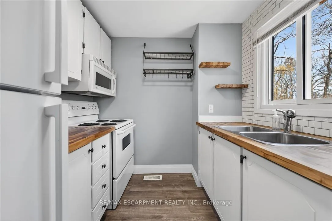 Photo 15 of Unit 29, 102 Richardson Drive, Norfolk, Port Dover — HOMEH