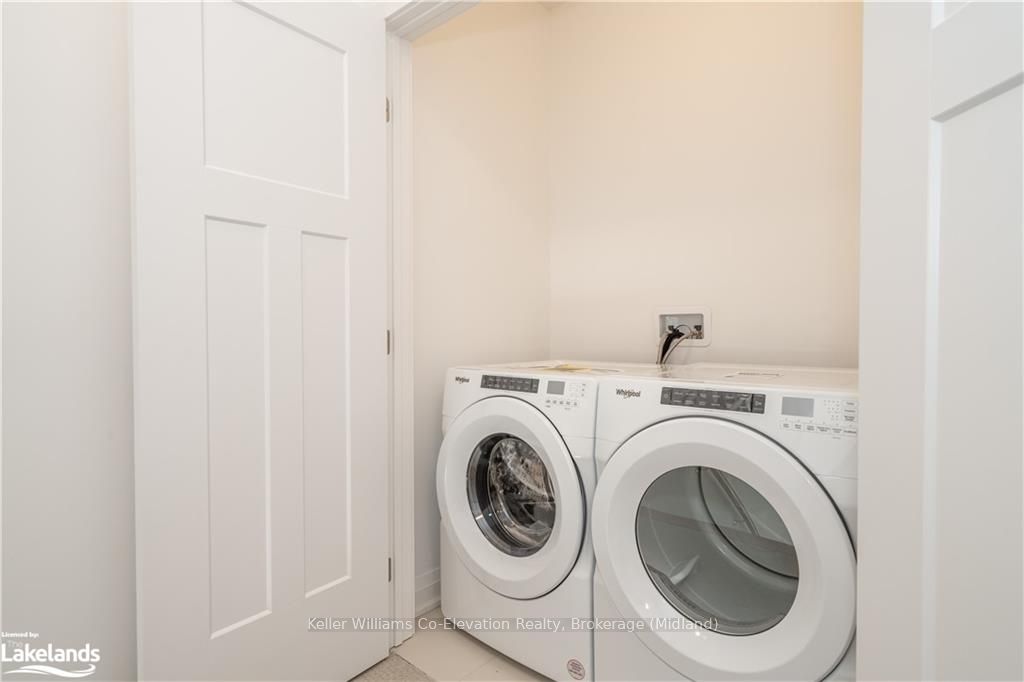 Photo 14 of 30 Danielle Crescent, Midland — HOMEH