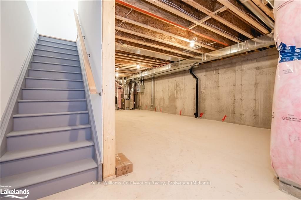 Photo 26 of 30 Danielle Crescent, Midland — HOMEH