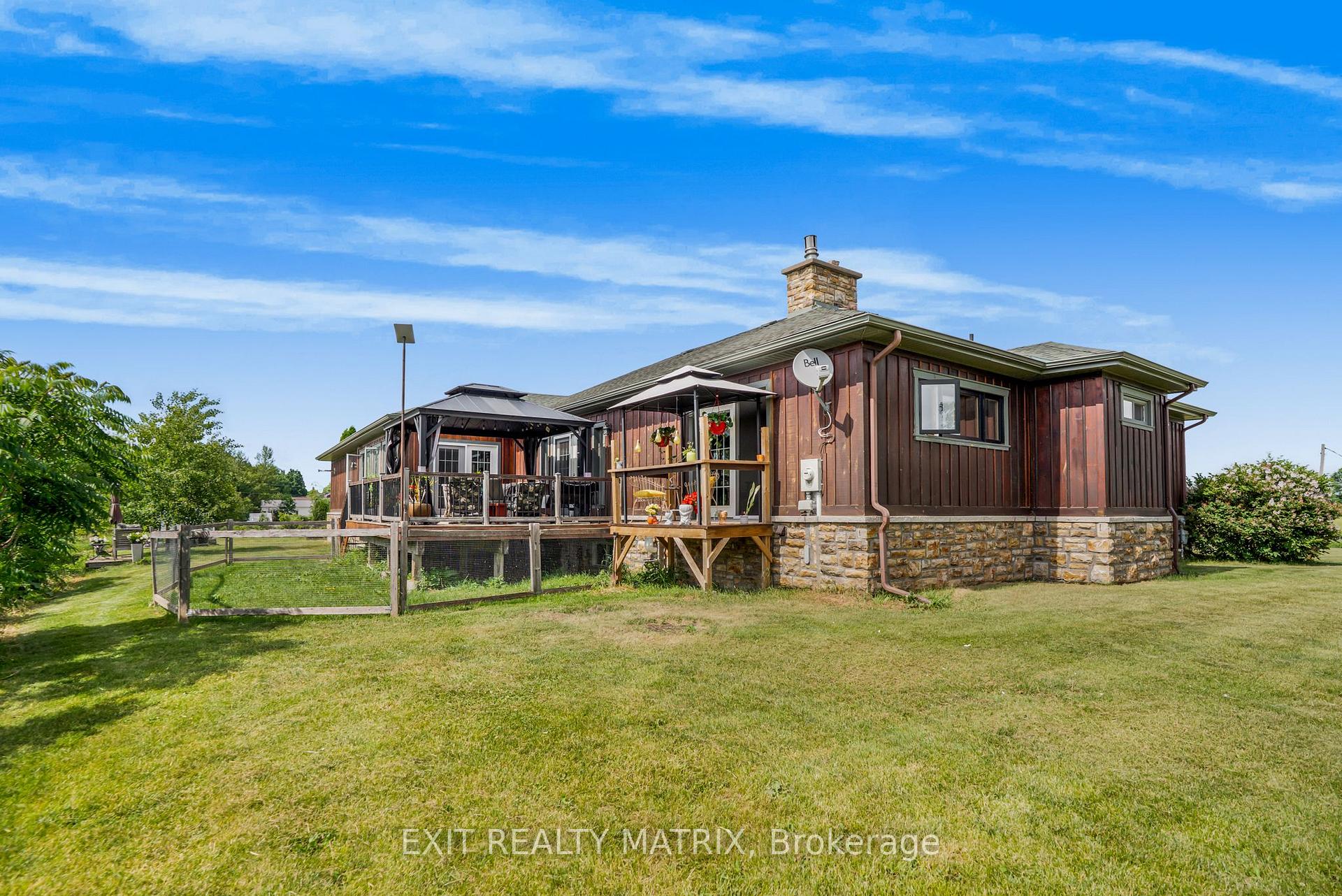 Photo 3 of 2228 Ste Anne Road, Champlain, L'Orignal — HOMEH