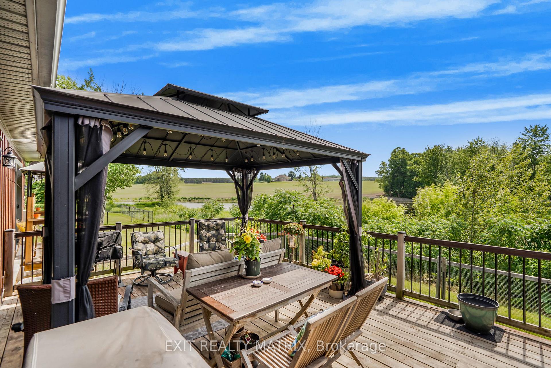 Photo 4 of 2228 Ste Anne Road, Champlain, L'Orignal — HOMEH