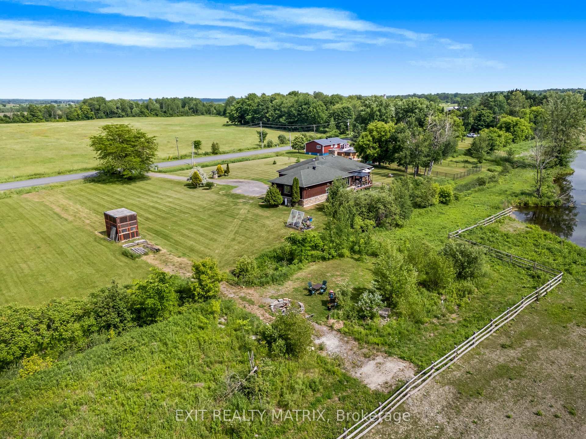 Photo 7 of 2228 Ste Anne Road, Champlain, L'Orignal — HOMEH