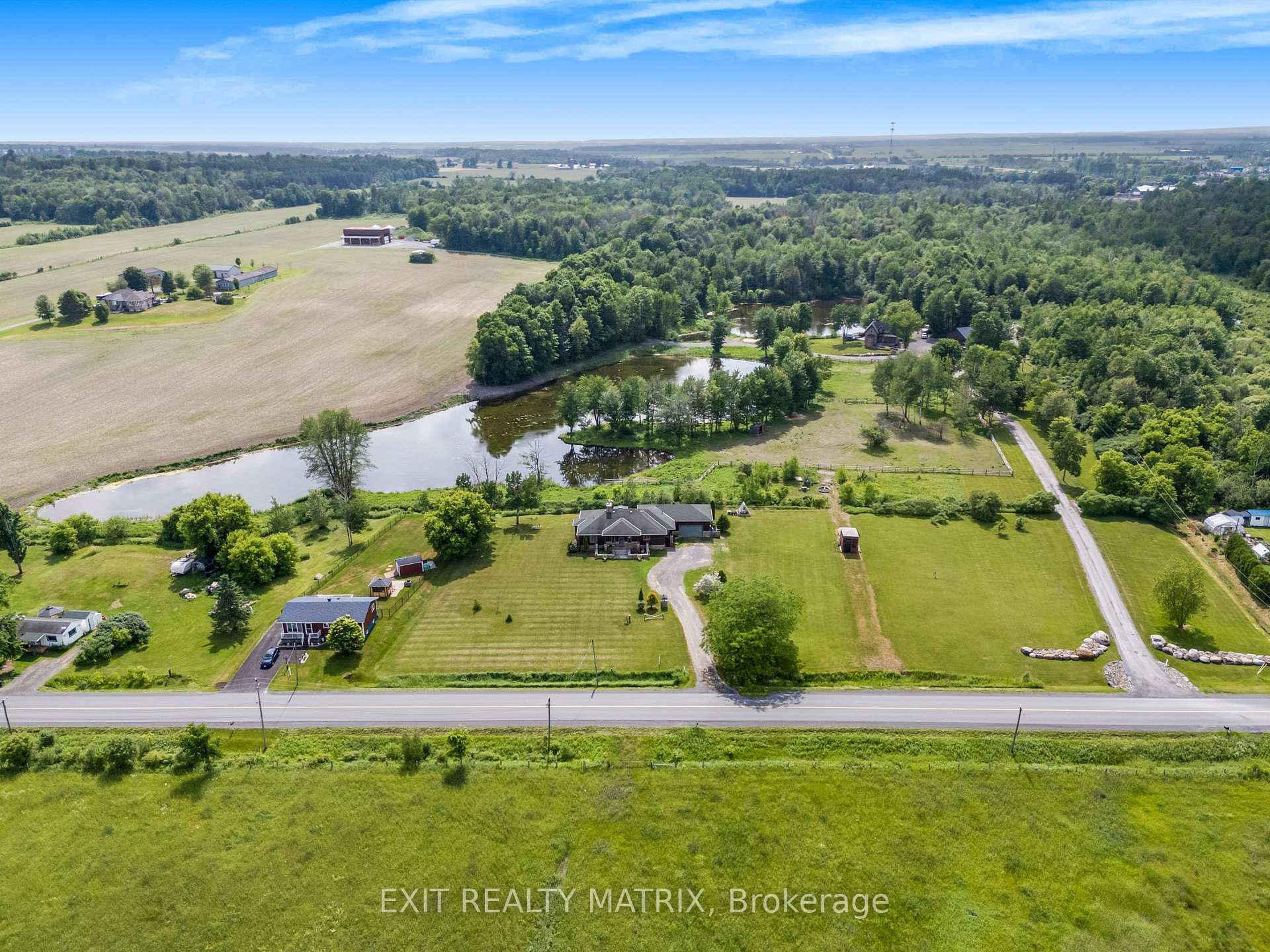 Photo 6 of 2228 Ste Anne Road, Champlain, L'Orignal — HOMEH