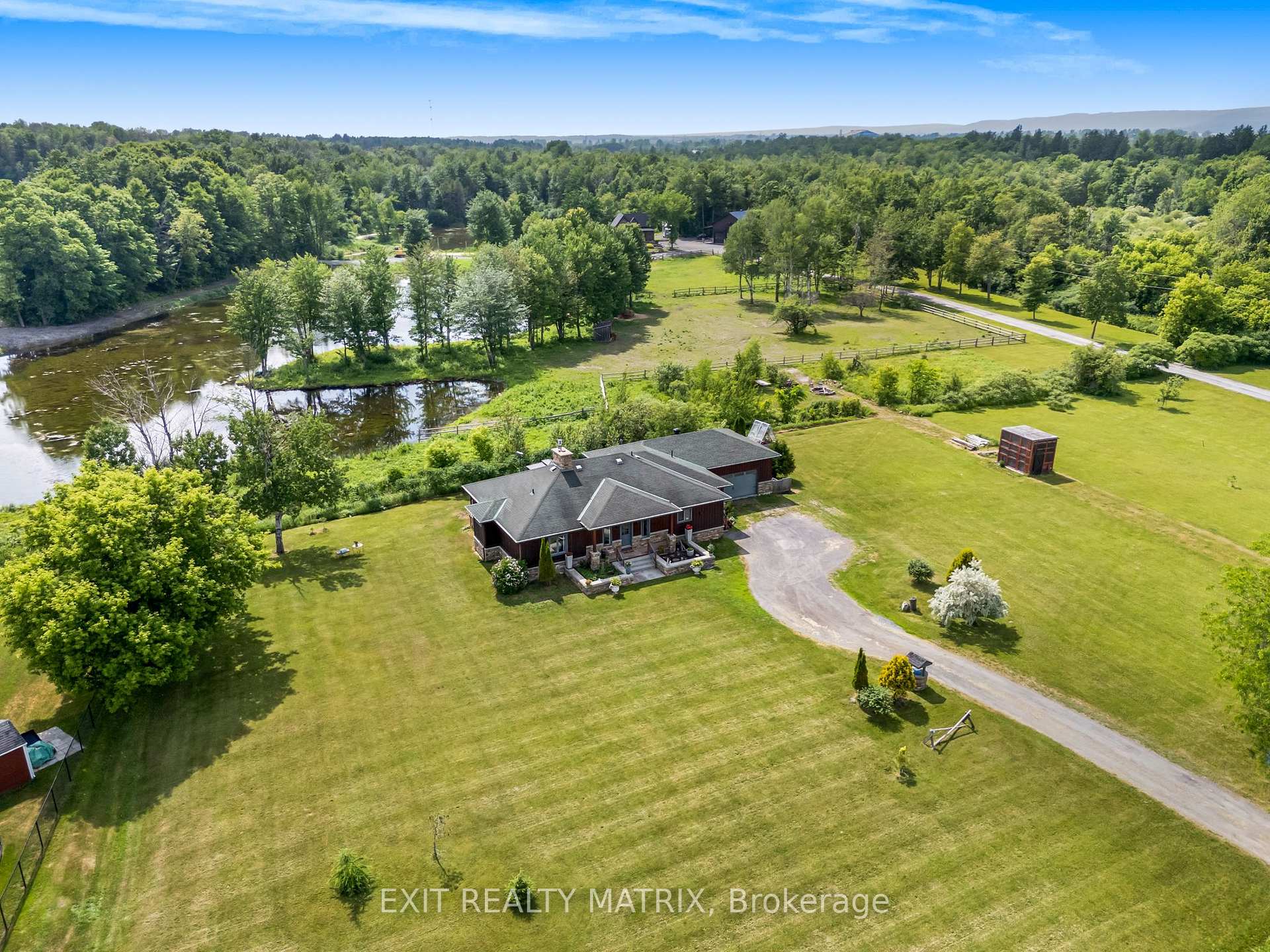 Photo 14 of 2228 Ste Anne Road, Champlain, L'Orignal — HOMEH