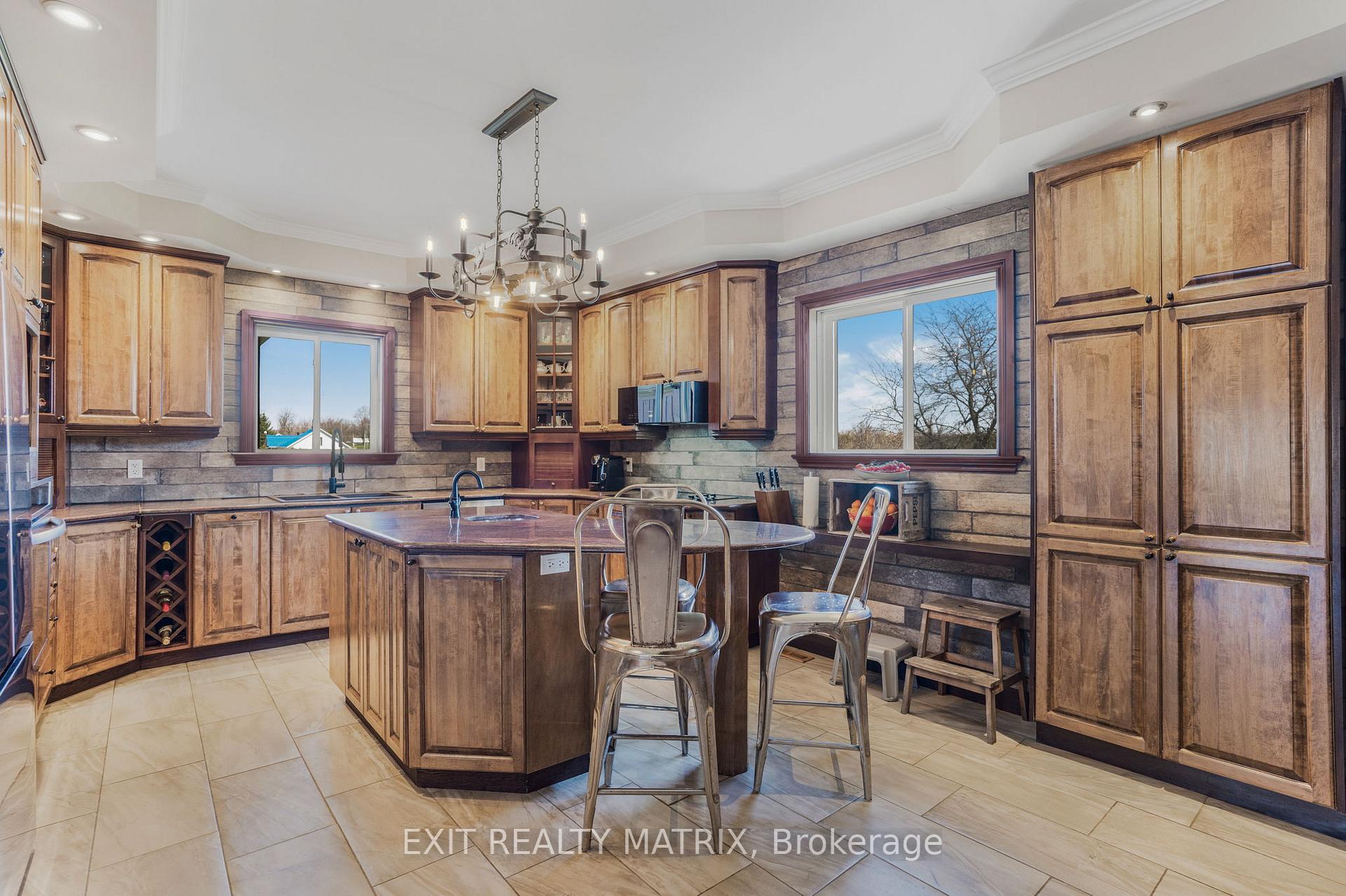 Photo 17 of 2228 Ste Anne Road, Champlain, L'Orignal — HOMEH