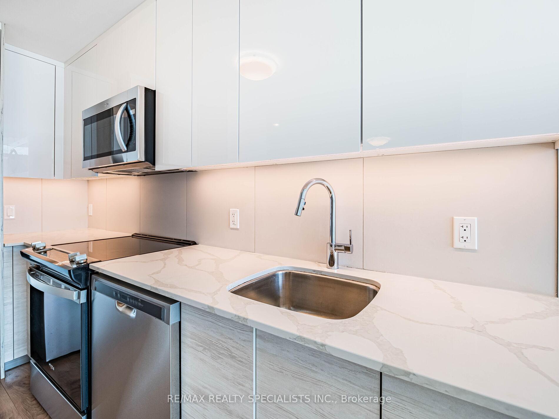 Photo 19 of Unit 1112, 60 Fredrick Street, Bracebridge, Draper — HOMEH