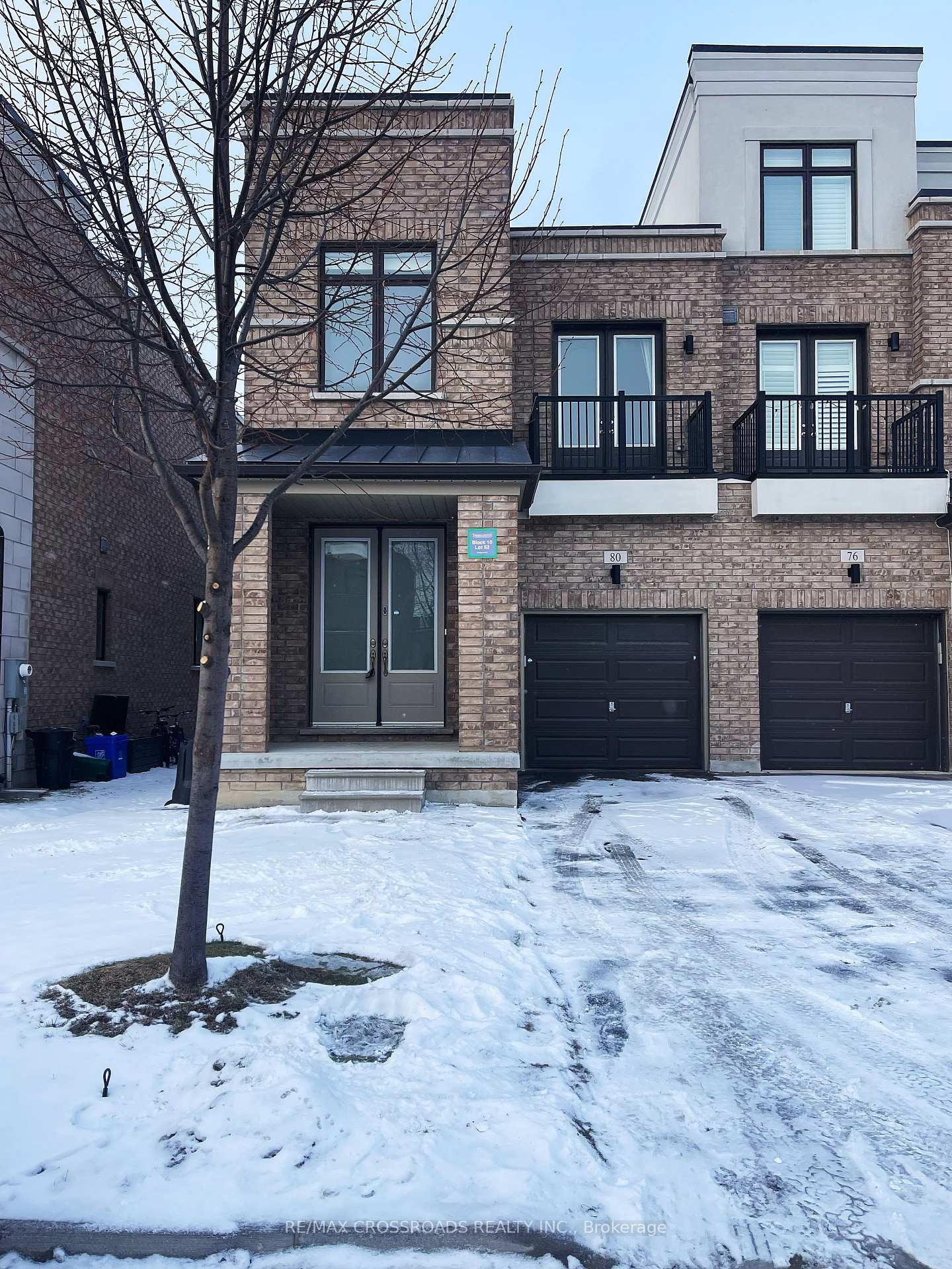 Photo 2 of 80 Elyse Court, Aurora, Bayview Northeast — HOMEH