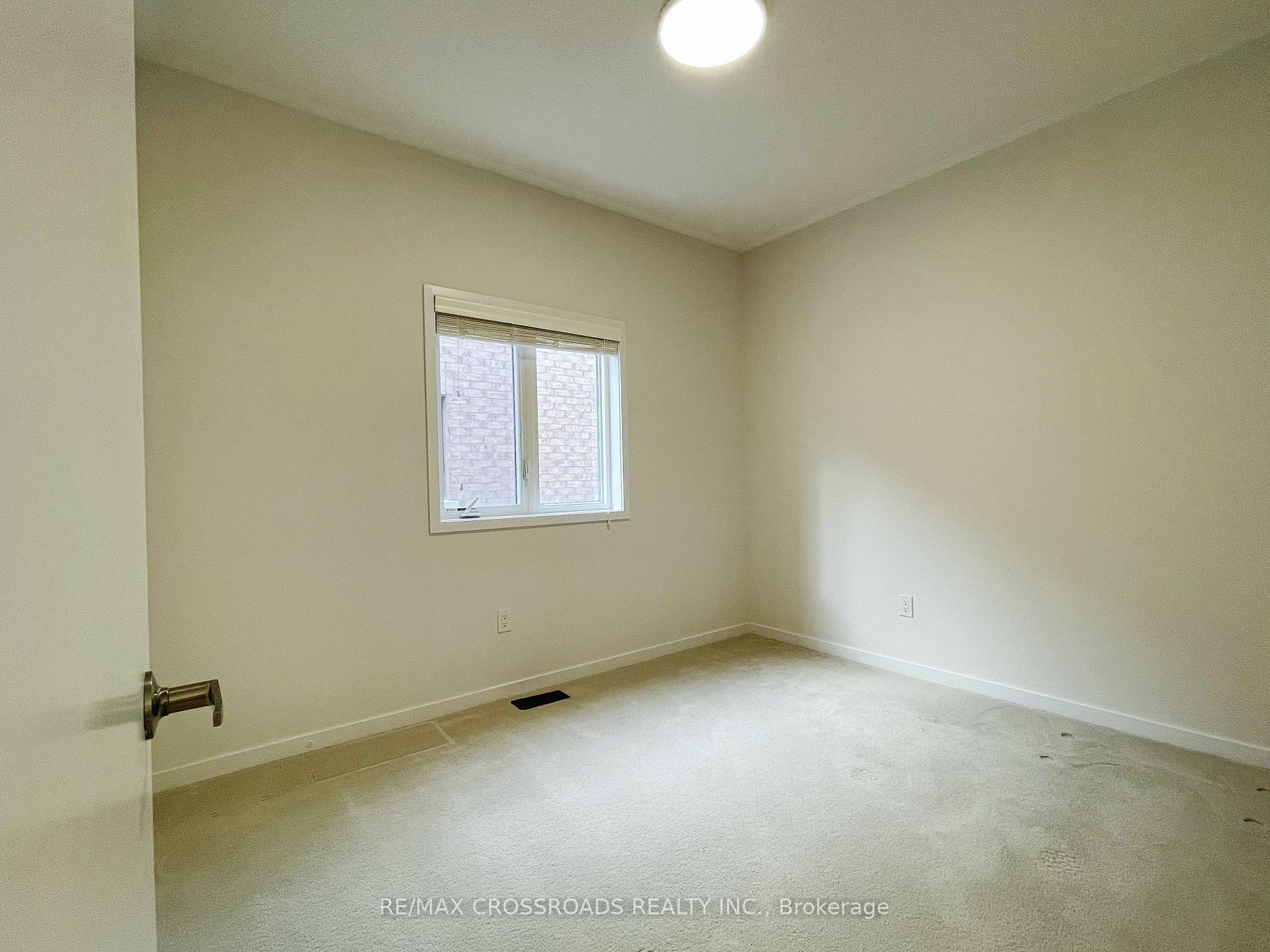 Photo 24 of 80 Elyse Court, Aurora, Bayview Northeast — HOMEH