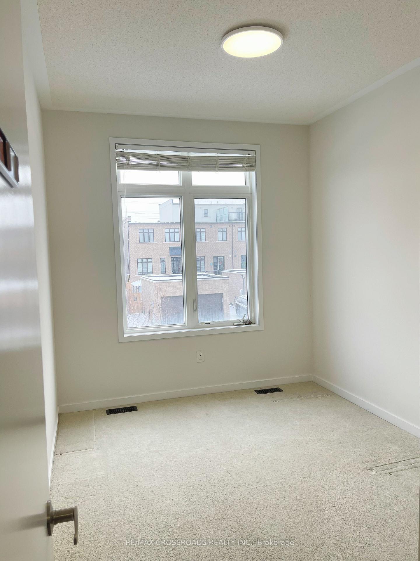 Photo 30 of 80 Elyse Court, Aurora, Bayview Northeast — HOMEH