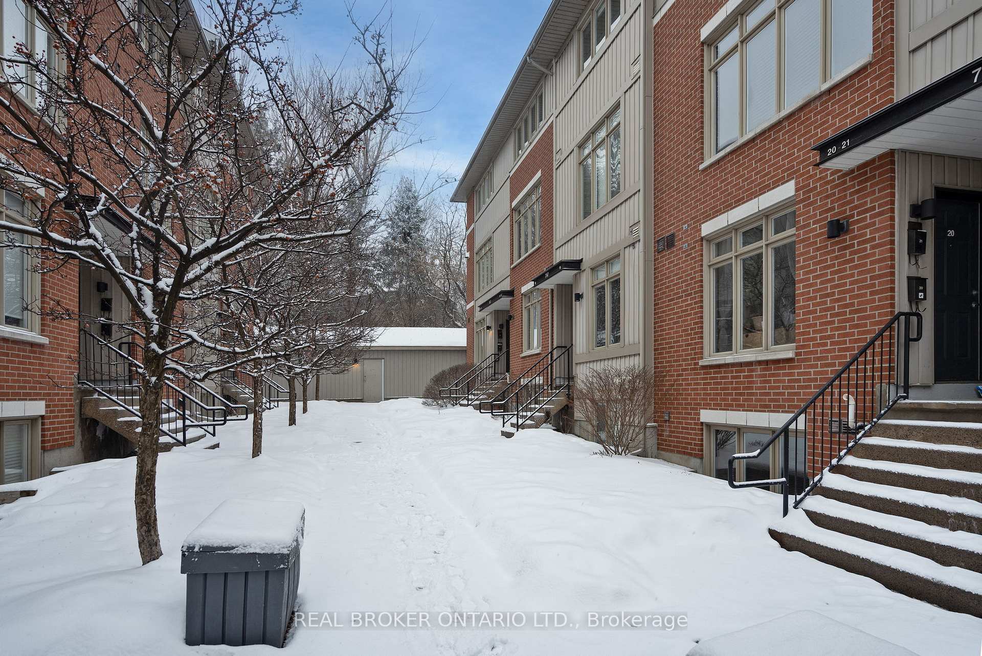Front of Unit 19, 797 Montreal Road