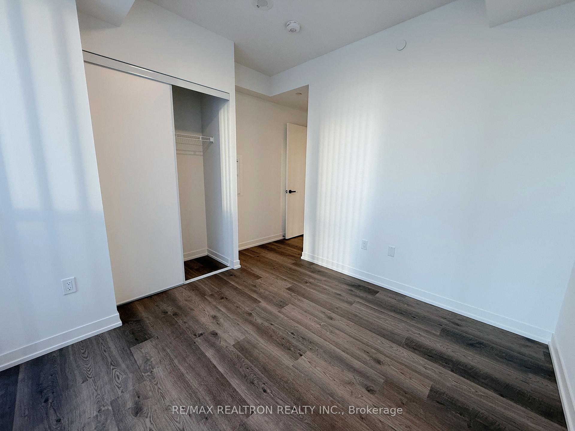 Photo 7 of Unit 3102, 8 Interchange Way, Vaughan, Vaughan Corporate Centre — HOMEH