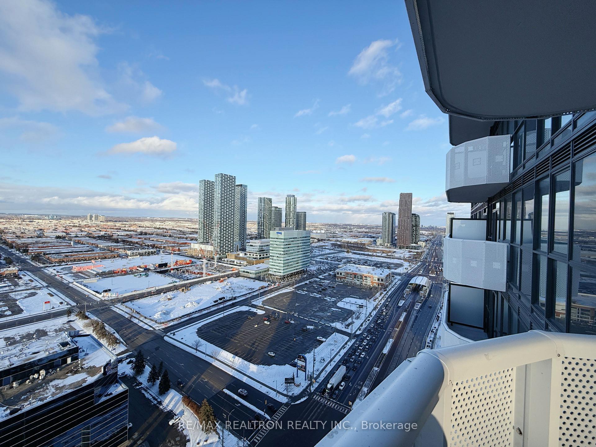Photo 14 of Unit 3102, 8 Interchange Way, Vaughan, Vaughan Corporate Centre — HOMEH