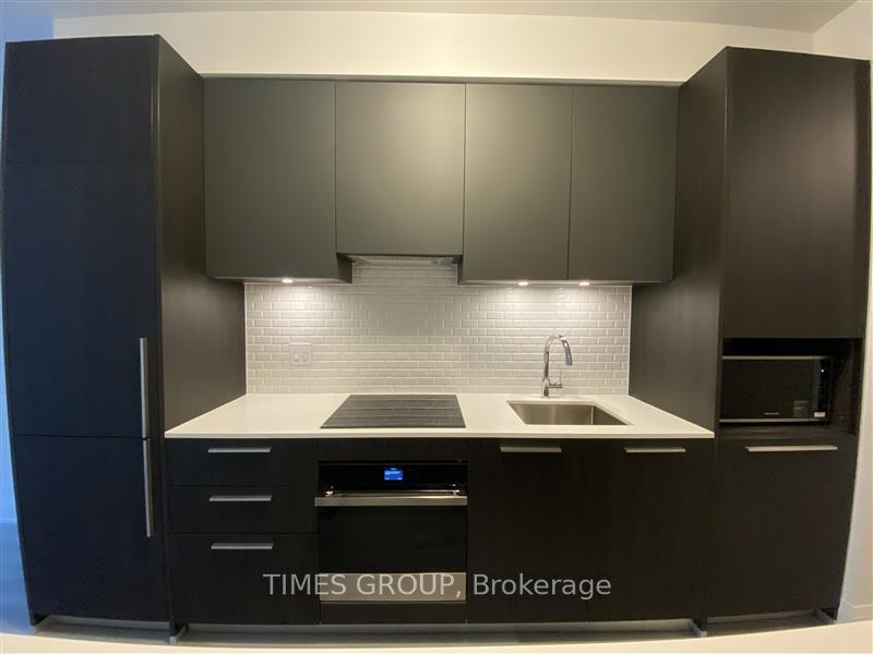 Photo 4 of Unit 1006, 65 Broadway Avenue, Toronto, Mount Pleasant West — HOMEH