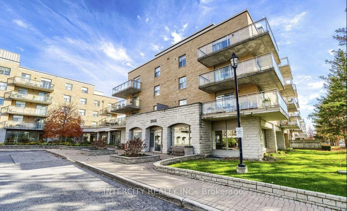 Photo 1 of Unit 115, 2502 Rutherford Road, Vaughan, Maple — HOMEH