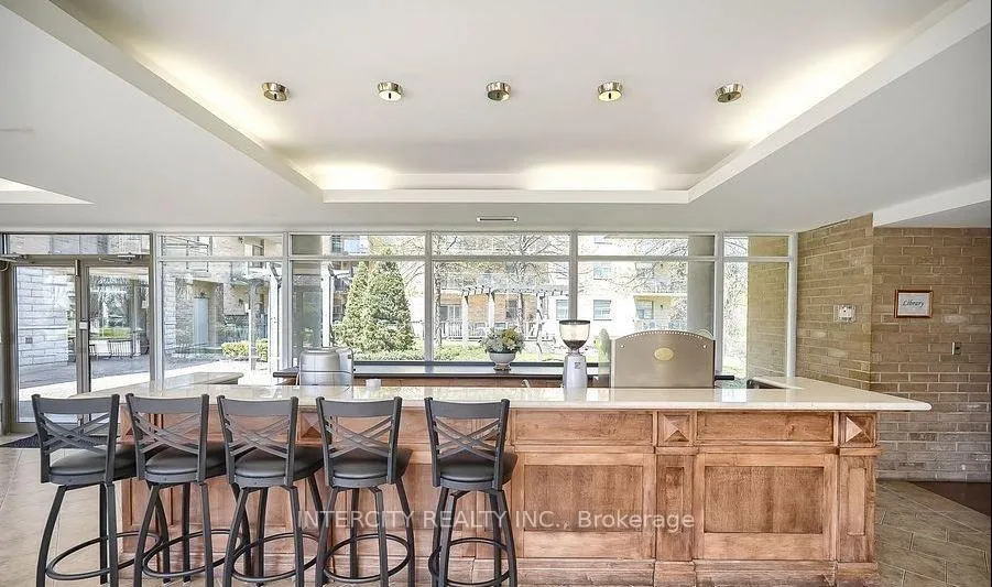 Photo 15 of Unit 115, 2502 Rutherford Road, Vaughan, Maple — HOMEH
