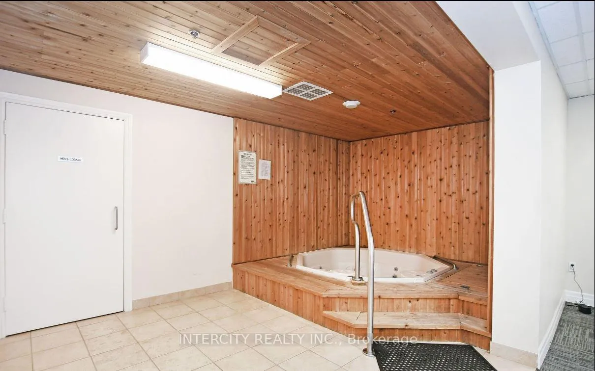 Photo 17 of Unit 115, 2502 Rutherford Road, Vaughan, Maple — HOMEH