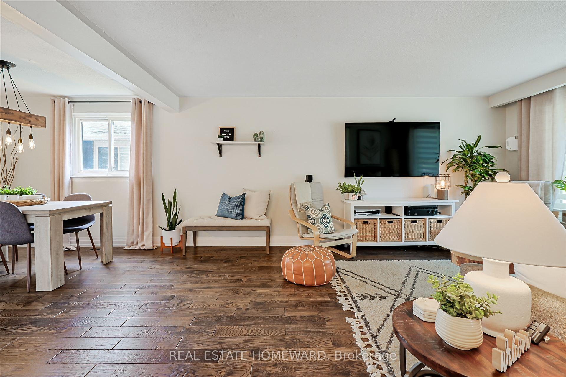 Photo 5 of 11 Slater Crescent, Ajax, South West — HOMEH