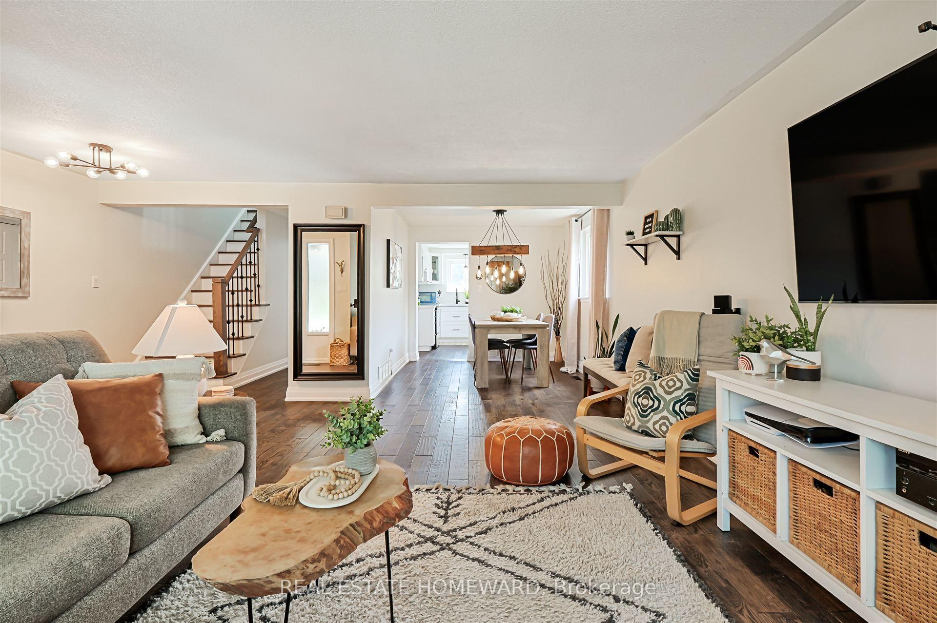 Photo 8 of 11 Slater Crescent, Ajax, South West — HOMEH