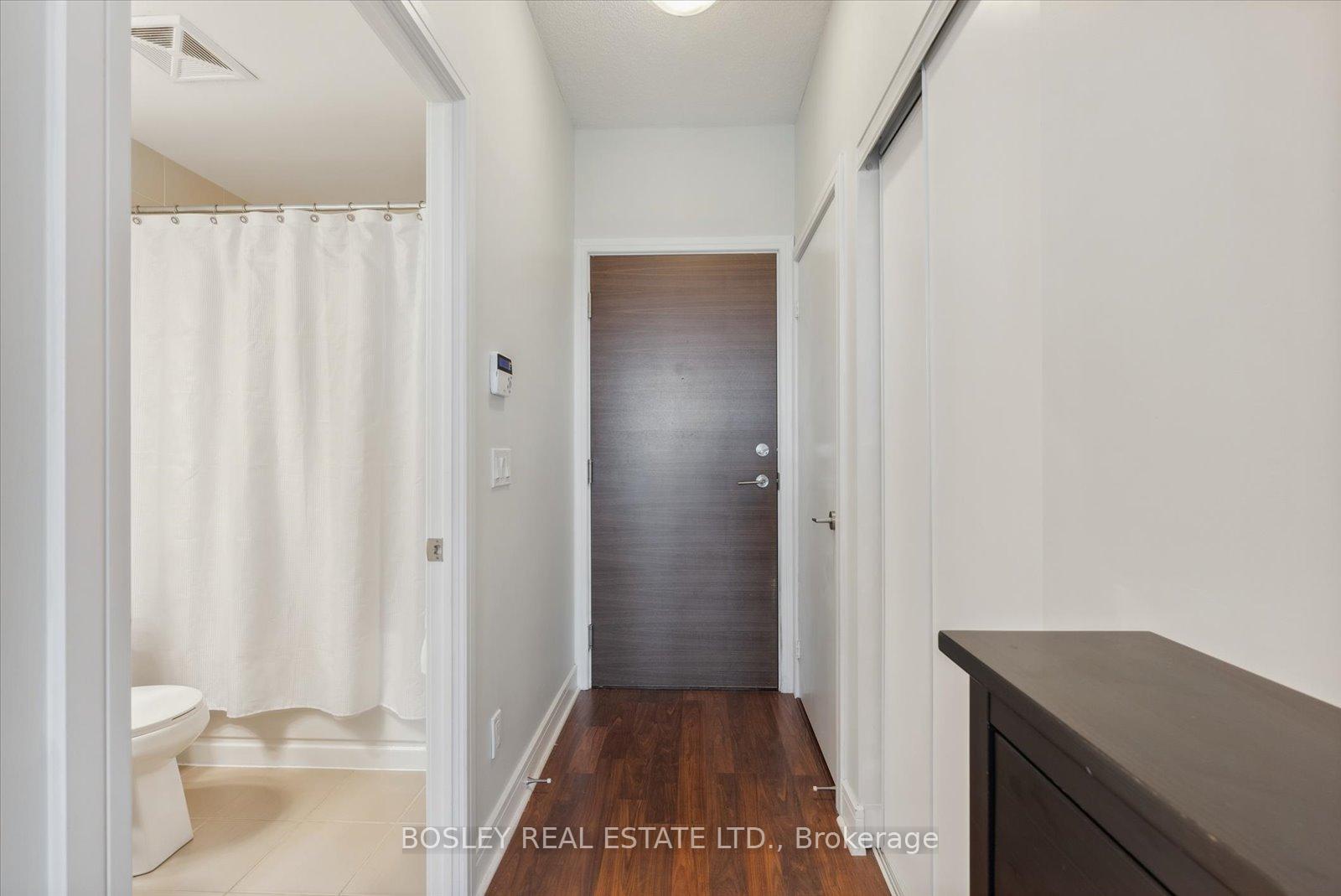 Photo 6 of Unit 1503, 35 Brian Peck Crescent, Toronto, Thorncliffe Park — HOMEH