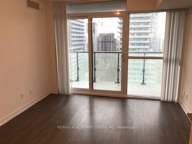 Photo 8 of Unit 2403, 125 Redpath Ave, Toronto, Mount Pleasant West — HOMEH