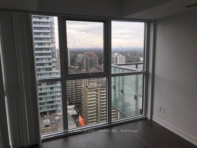 Photo 9 of Unit 2403, 125 Redpath Ave, Toronto, Mount Pleasant West — HOMEH