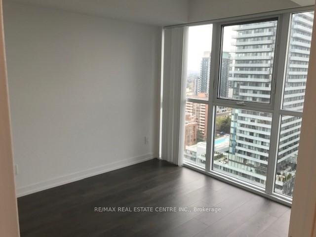 Photo 13 of Unit 2403, 125 Redpath Ave, Toronto, Mount Pleasant West — HOMEH