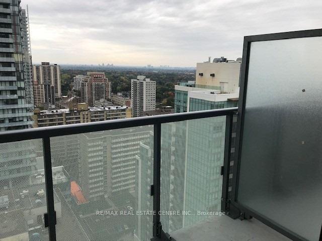 Photo 19 of Unit 2403, 125 Redpath Ave, Toronto, Mount Pleasant West — HOMEH