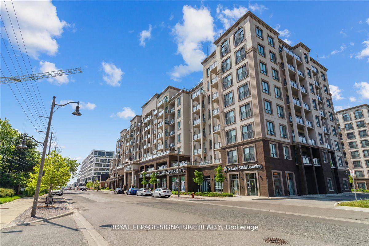 Front of Unit 331, 2486 Old Bronte Road