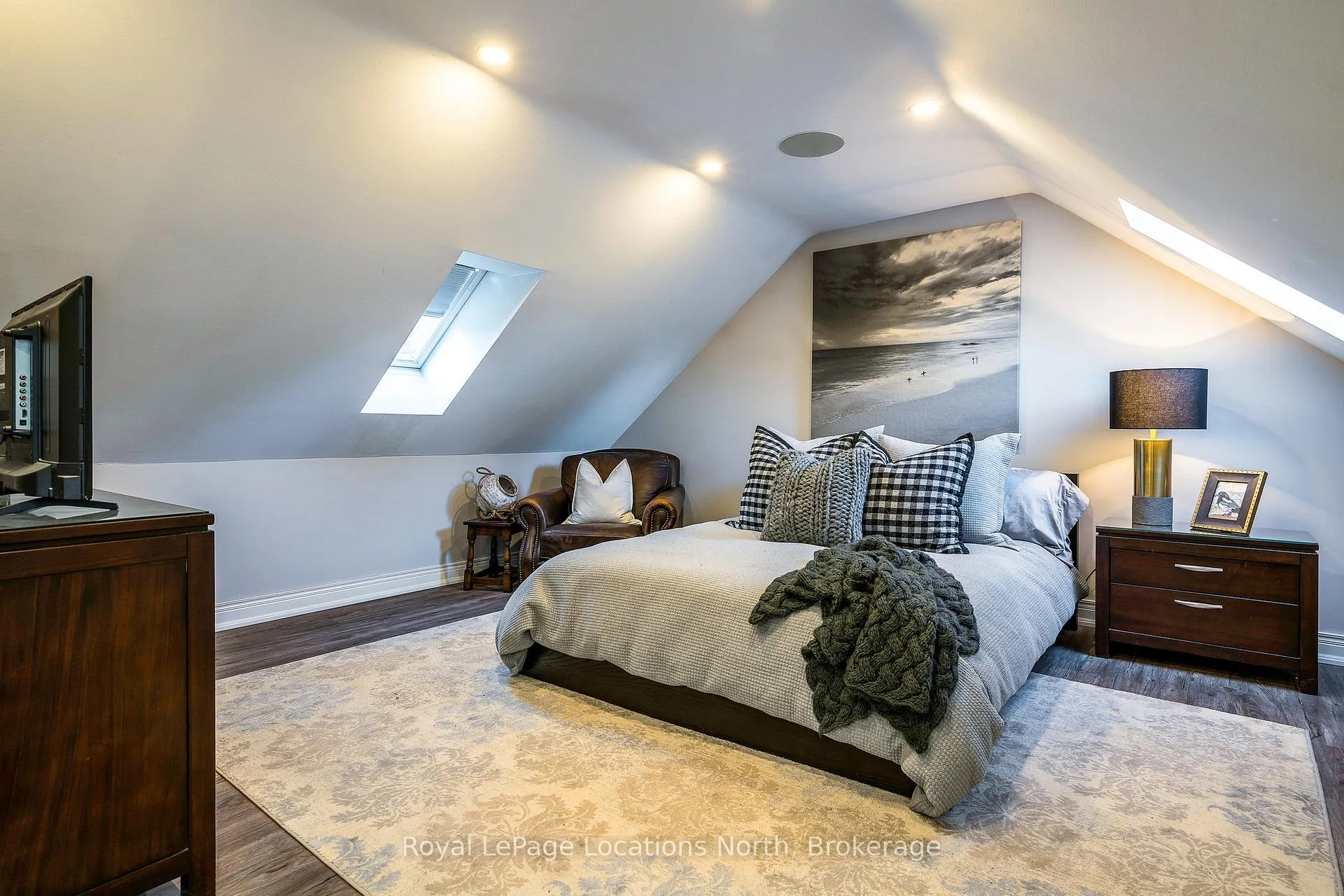 Photo 27 of 7 Purple Hill Lane, Clearview, Creemore — HOMEH