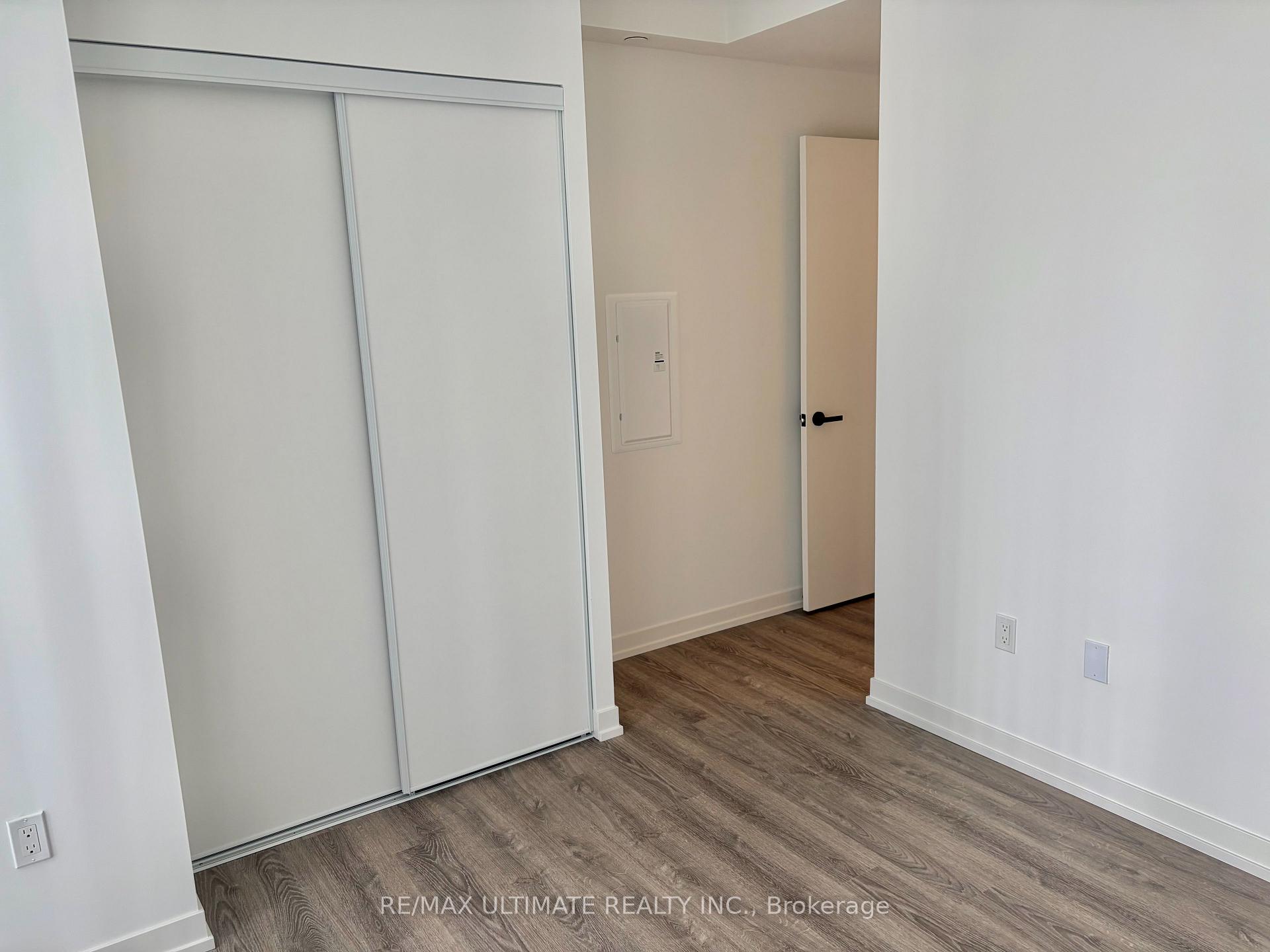 Photo 15 of Unit 702, 8 Interchange Way, Vaughan, Vaughan Corporate Centre — HOMEH