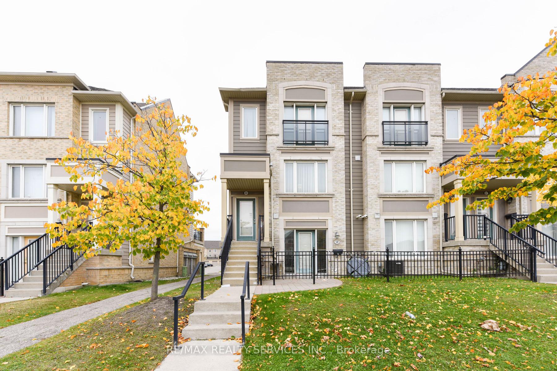 Front of Unit 60, 60 Fairwood Circle