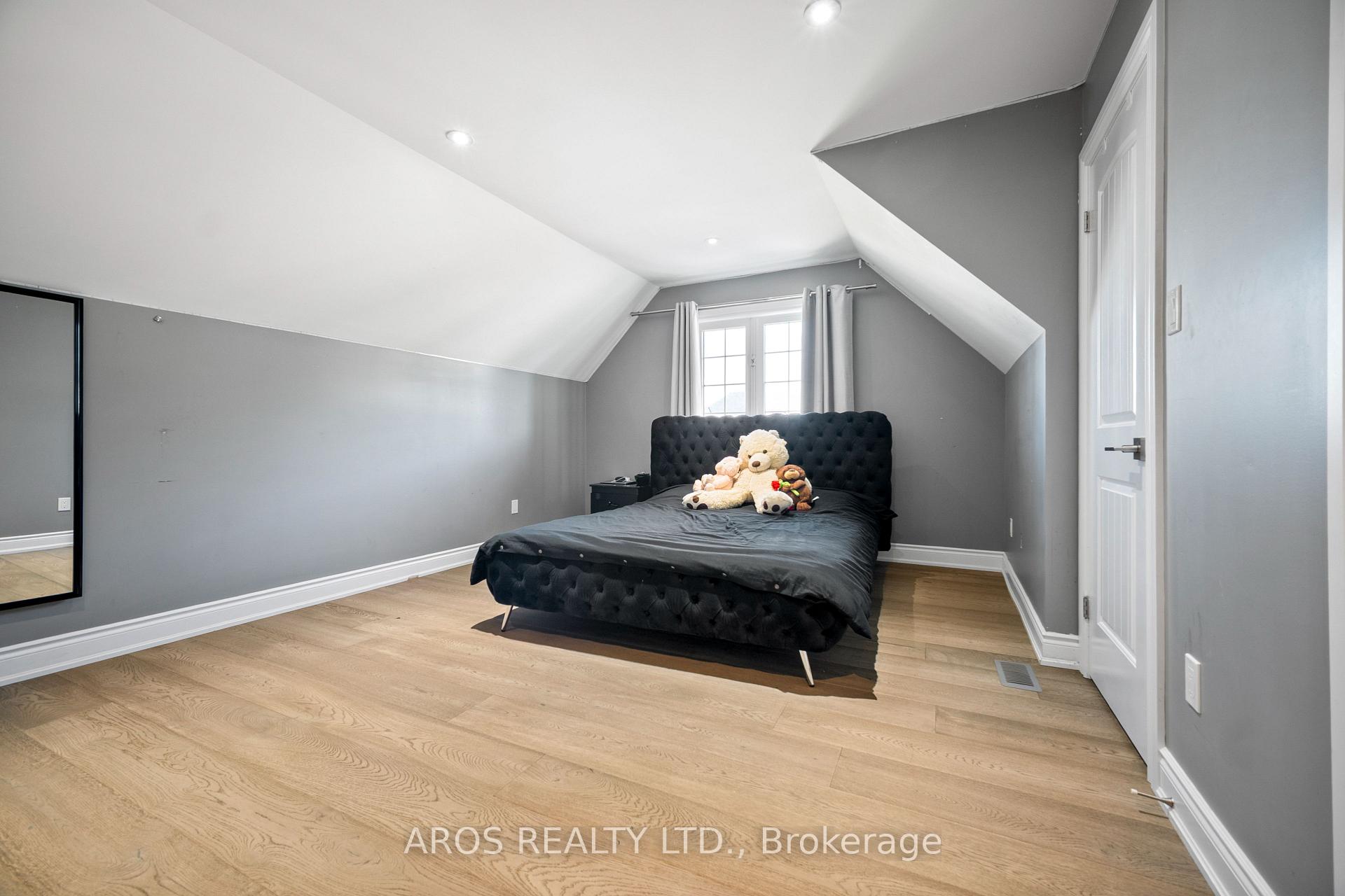 Photo 34 of Unit 1, 9861 Glendon Drive, Middlesex Centre, Rural Middlesex Centre — HOMEH