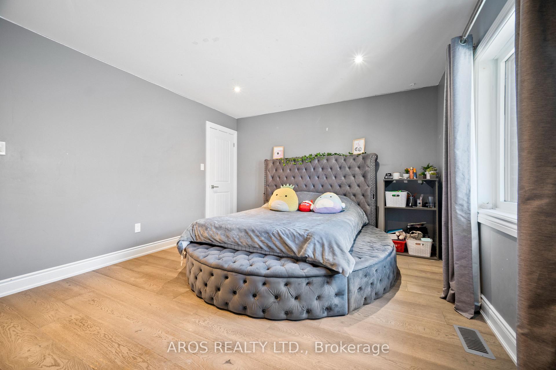 Photo 37 of Unit 1, 9861 Glendon Drive, Middlesex Centre, Rural Middlesex Centre — HOMEH