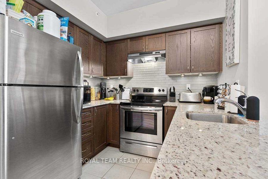 Photo 8 of Unit 508, 295 Cundles Road E, Barrie, Alliance — HOMEH
