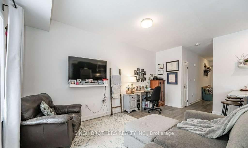 Photo 3 of Unit 65, 205 West Oak Trail, Kitchener, Rosenburg — HOMEH