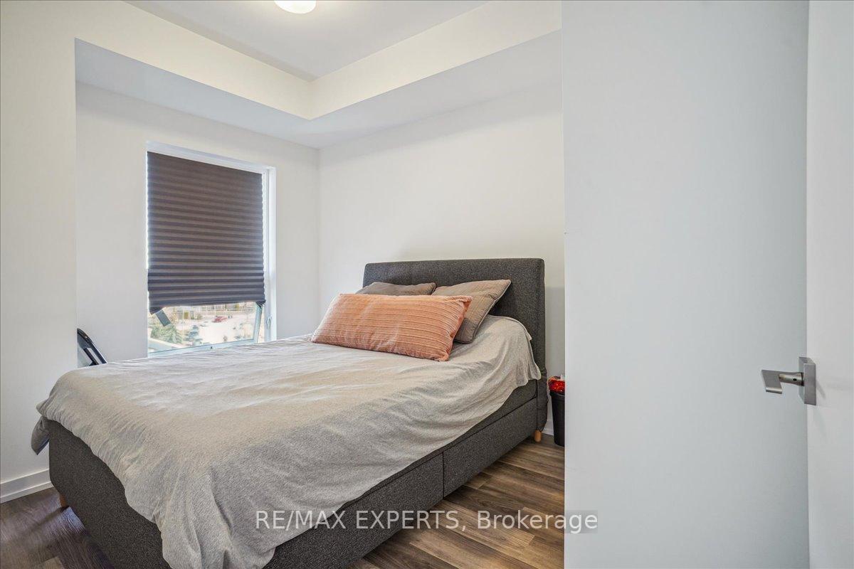 Photo 13 of Unit 419, 430 Essa Road, Barrie, Holly — HOMEH