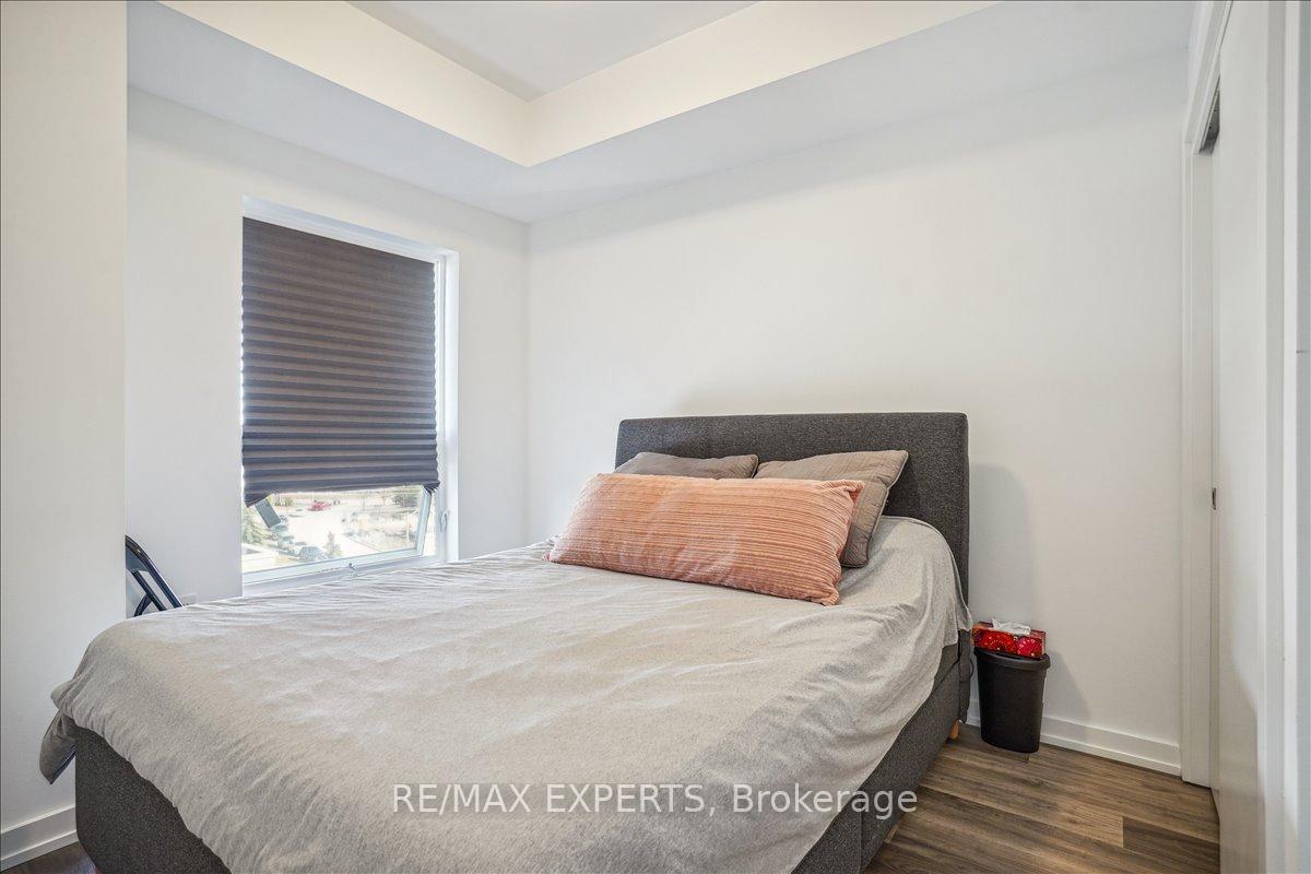 Photo 14 of Unit 419, 430 Essa Road, Barrie, Holly — HOMEH