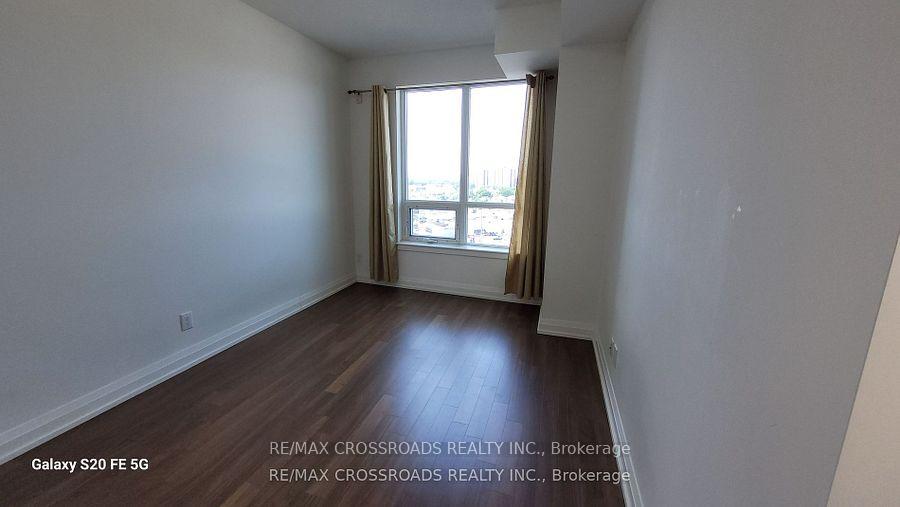 Photo 10 of Unit 710, 7171 Yonge Street, Markham, Thornhill — HOMEH