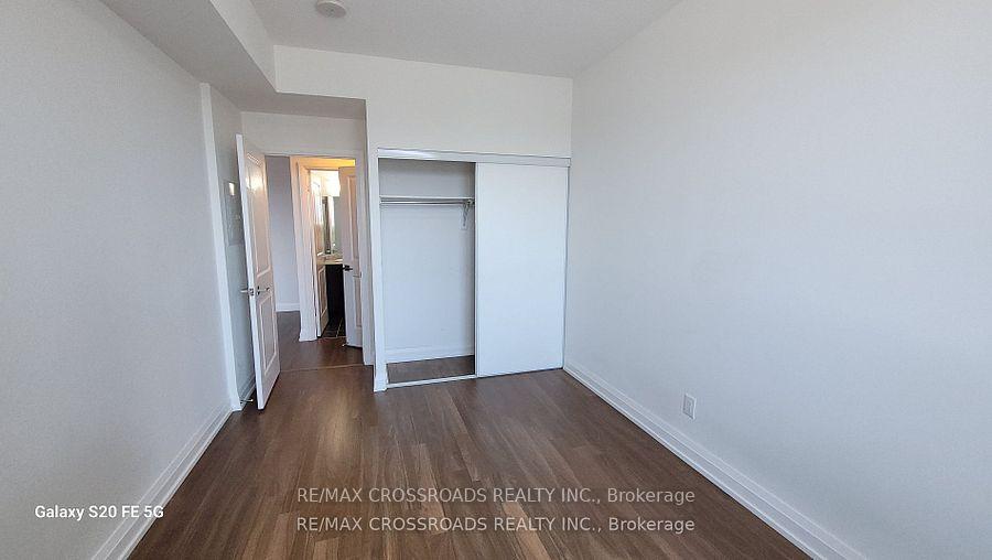 Photo 11 of Unit 710, 7171 Yonge Street, Markham, Thornhill — HOMEH