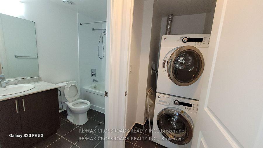 Photo 13 of Unit 710, 7171 Yonge Street, Markham, Thornhill — HOMEH