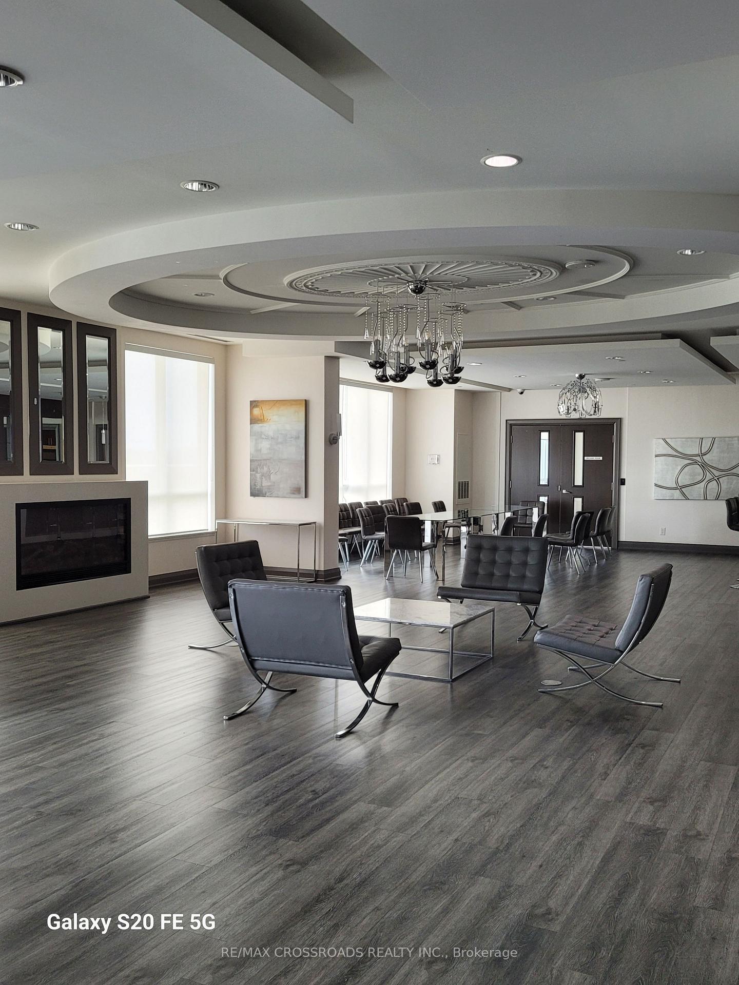 Photo 17 of Unit 710, 7171 Yonge Street, Markham, Thornhill — HOMEH