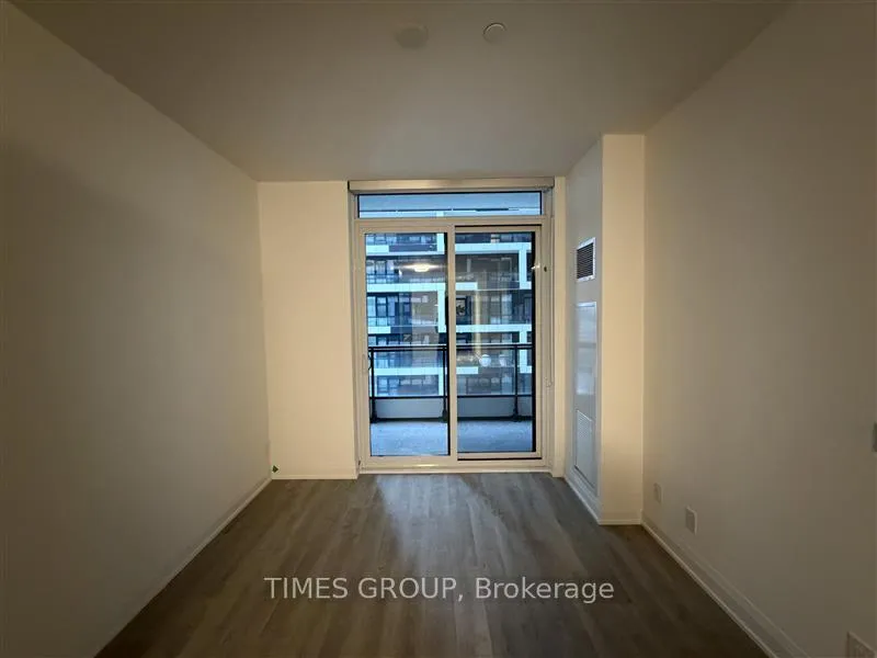 Photo 4 of Unit 1412, 65 Broadway Avenue, Toronto, Mount Pleasant West — HOMEH