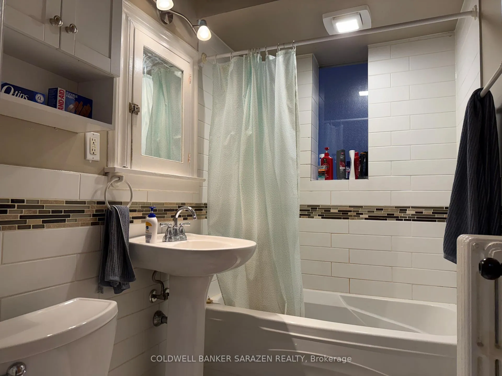 Photo 7 of Unit 1, 76 Fifth Avenue, Ottawa, Glebe — HOMEH
