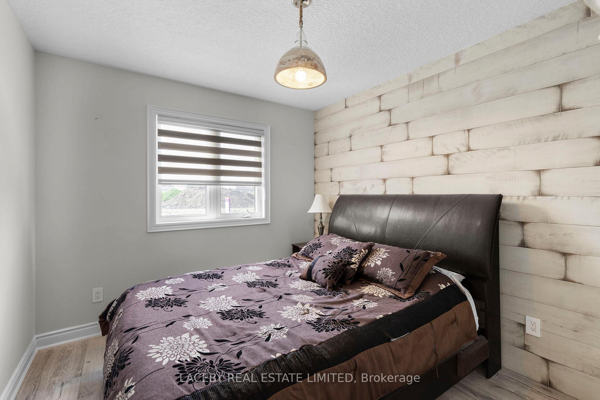 Photo 27 of 57 Nathan Crescent, Barrie, Painswick South — HOMEH