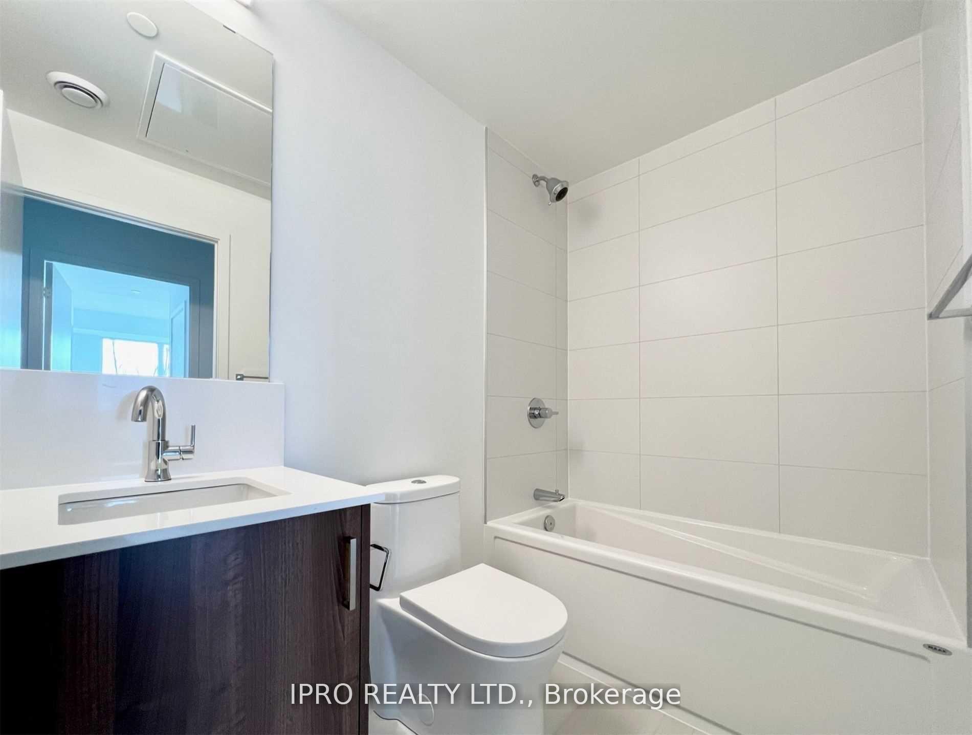 Photo 8 of Unit 330, 681 Yonge Street, Barrie, Painswick South — HOMEH