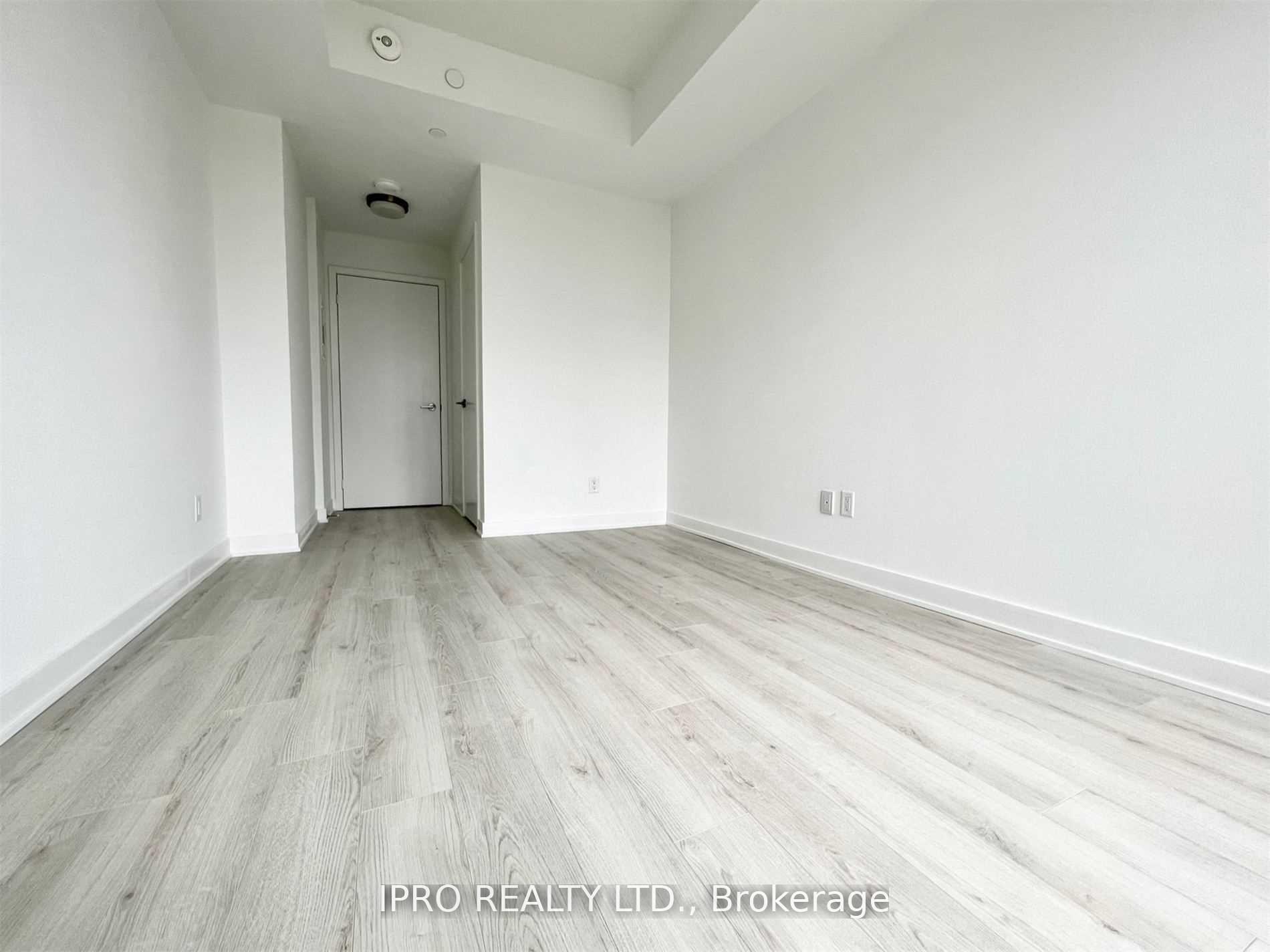 Photo 10 of Unit 330, 681 Yonge Street, Barrie, Painswick South — HOMEH