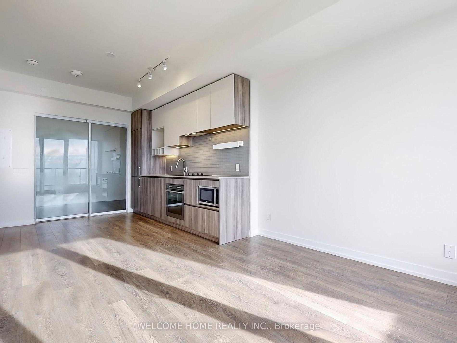 Photo 4 of Unit 4207, 5 Buttermill Avenue, Vaughan, Vaughan Corporate Centre — HOMEH