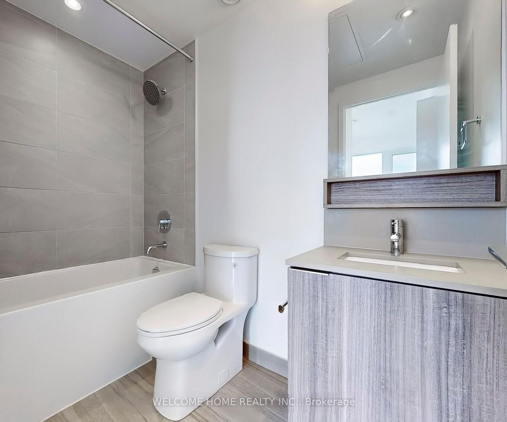 Photo 9 of Unit 4207, 5 Buttermill Avenue, Vaughan, Vaughan Corporate Centre — HOMEH
