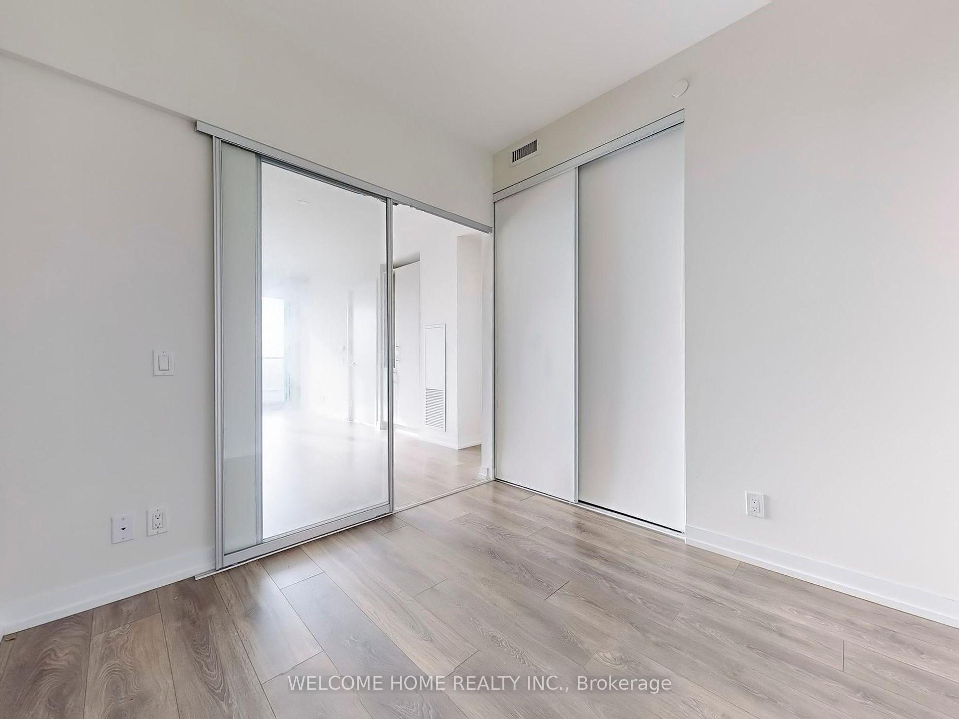 Photo 13 of Unit 4207, 5 Buttermill Avenue, Vaughan, Vaughan Corporate Centre — HOMEH