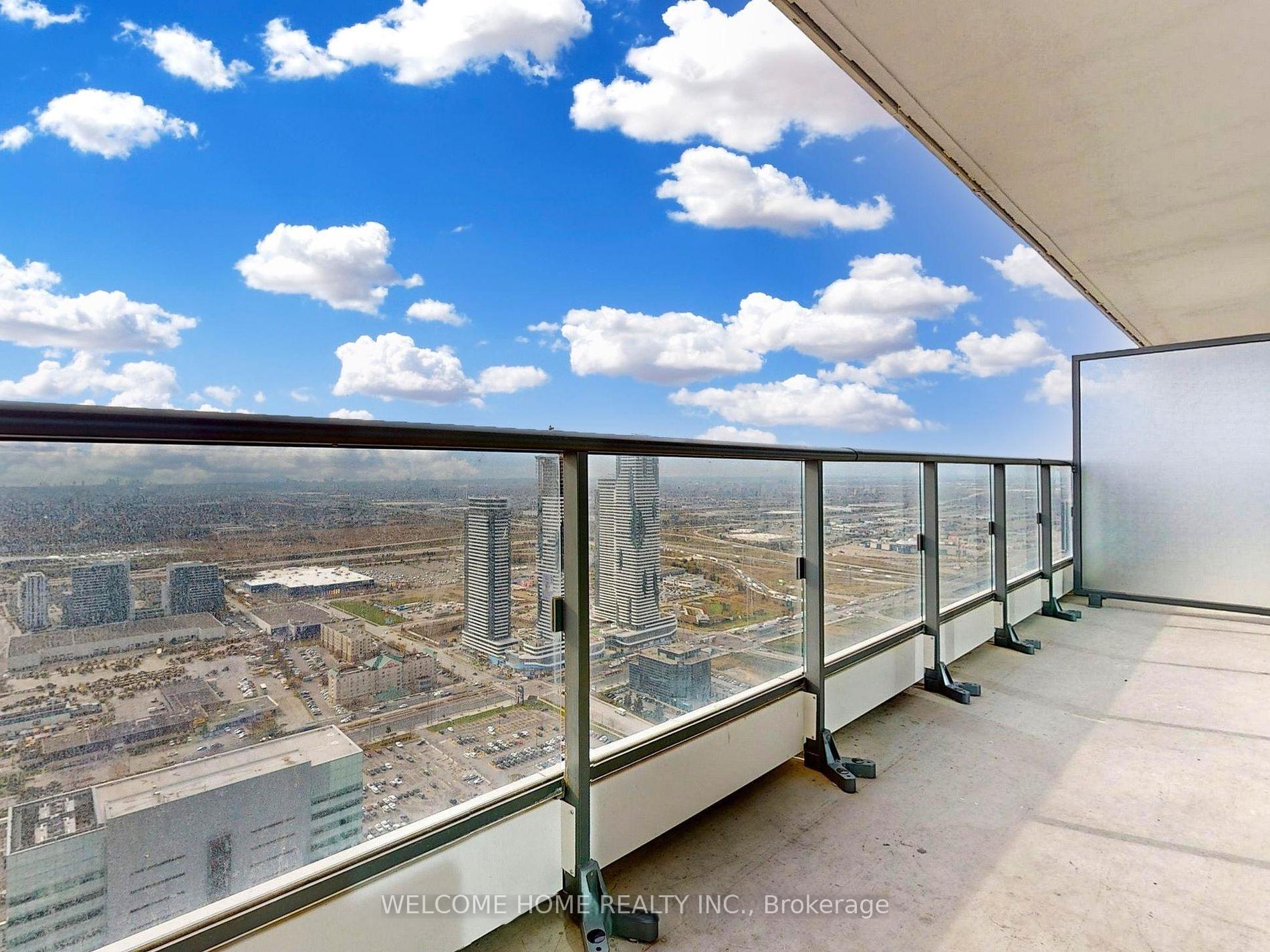 Photo 18 of Unit 4207, 5 Buttermill Avenue, Vaughan, Vaughan Corporate Centre — HOMEH